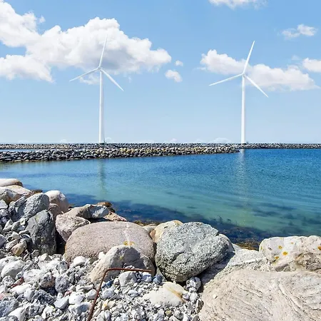 6 Person In Glesborg-by Traum